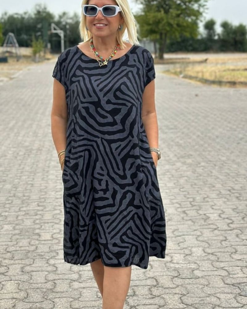 Barbara - Tummy coverage dress