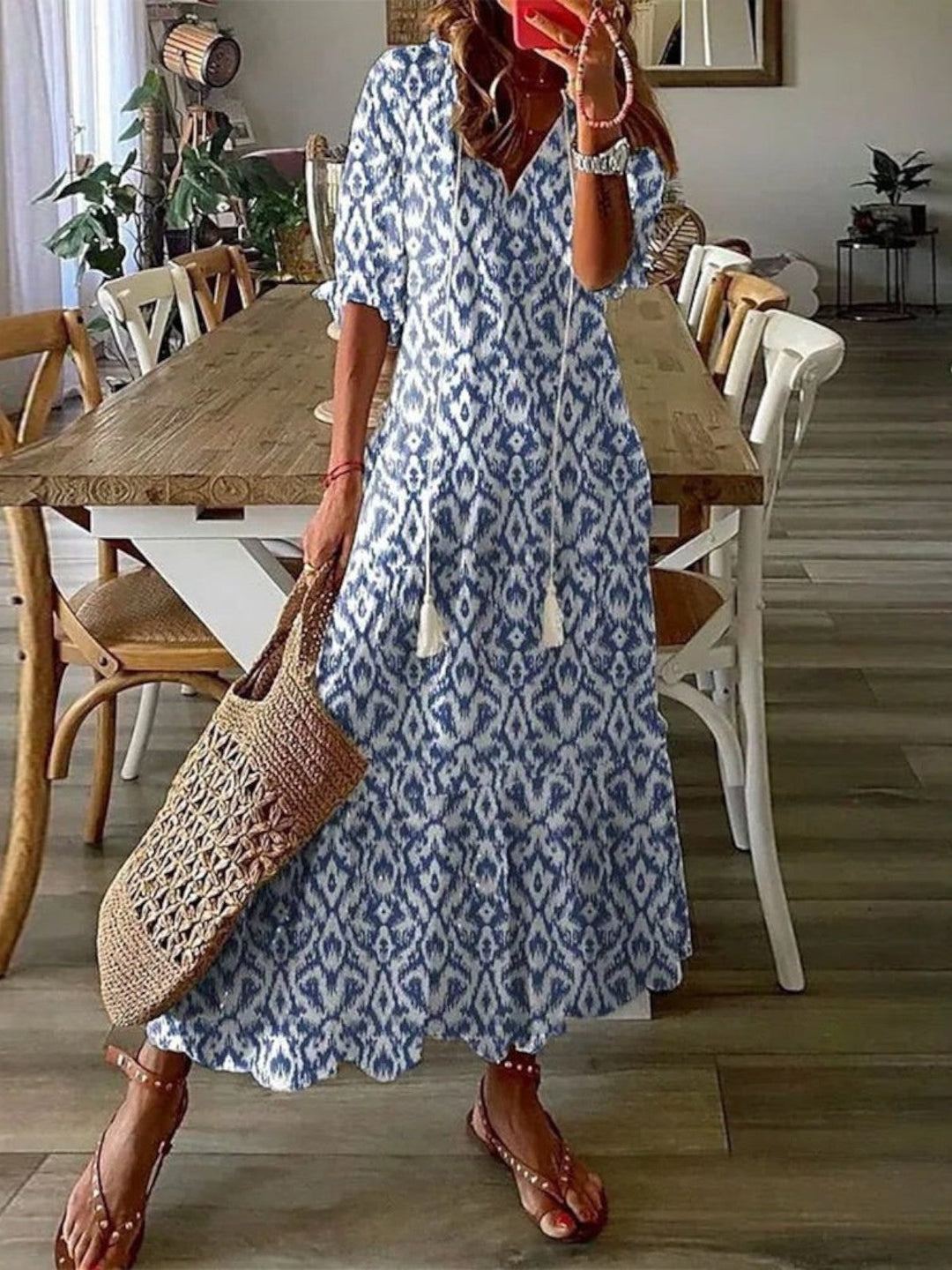 Monique – Compliment-Attracting Flowy Dress