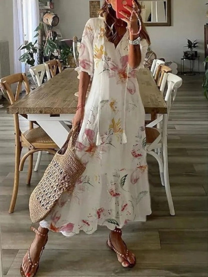 Monique – Compliment-Attracting Flowy Dress