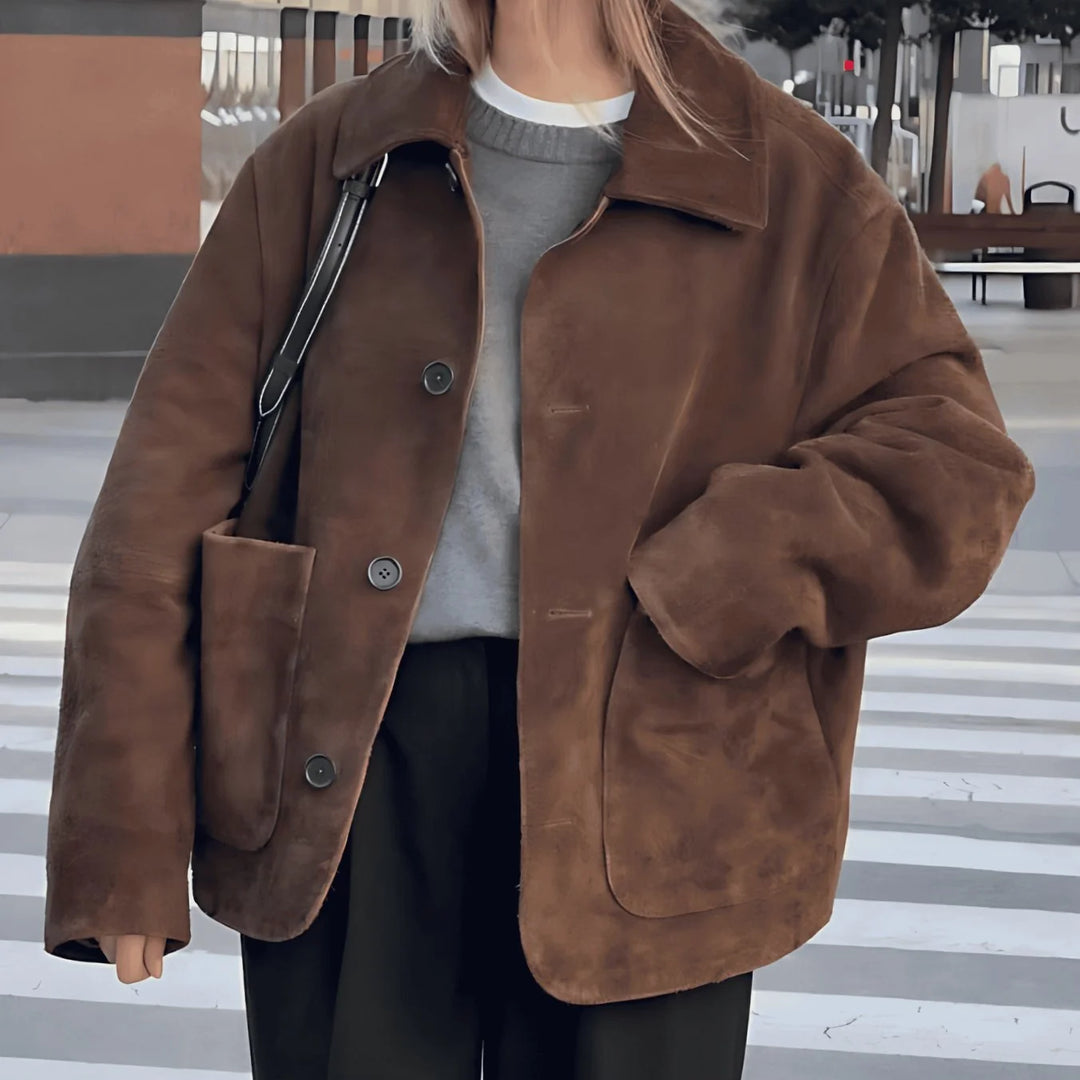 Abbie | Women's Oversized Patch Pocket Plush Brown Jacket