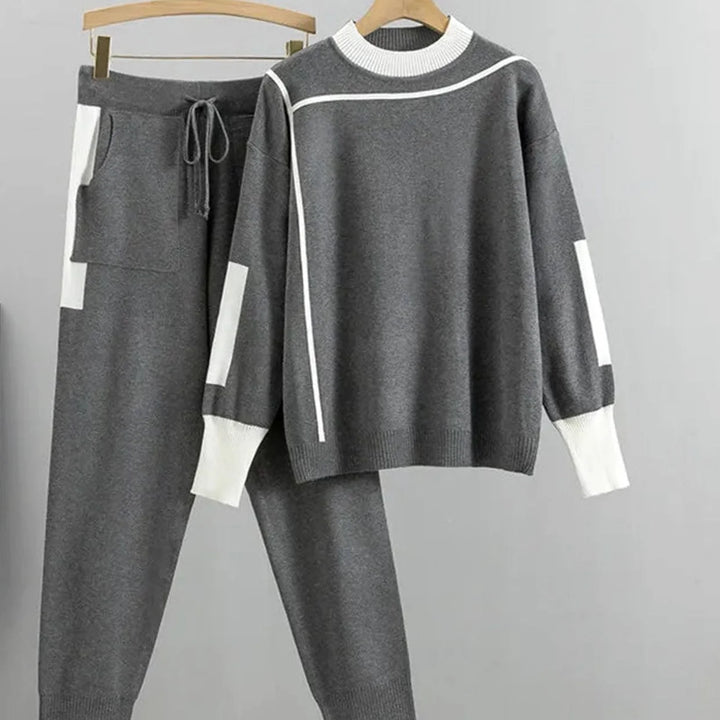 Aimee | Women's Contrast-Trim Relaxed Loungewear Set