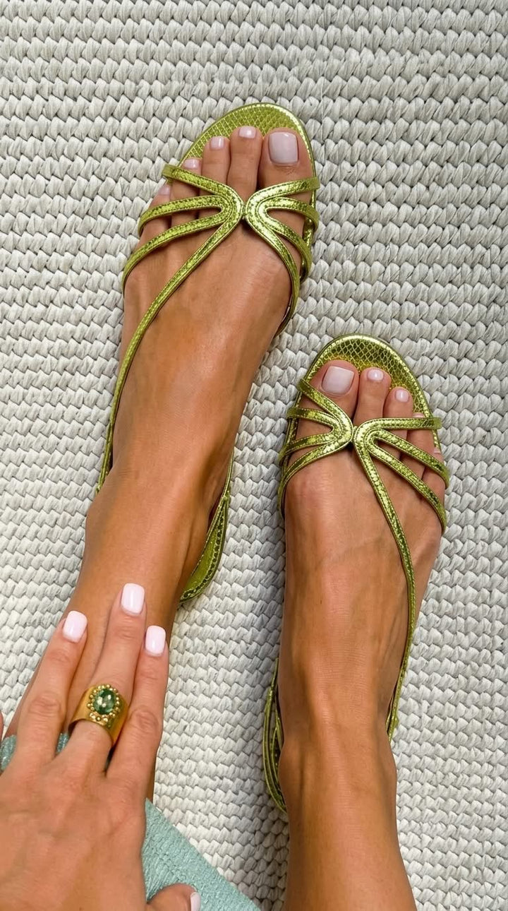 Thea - Elegant Flat Sandals