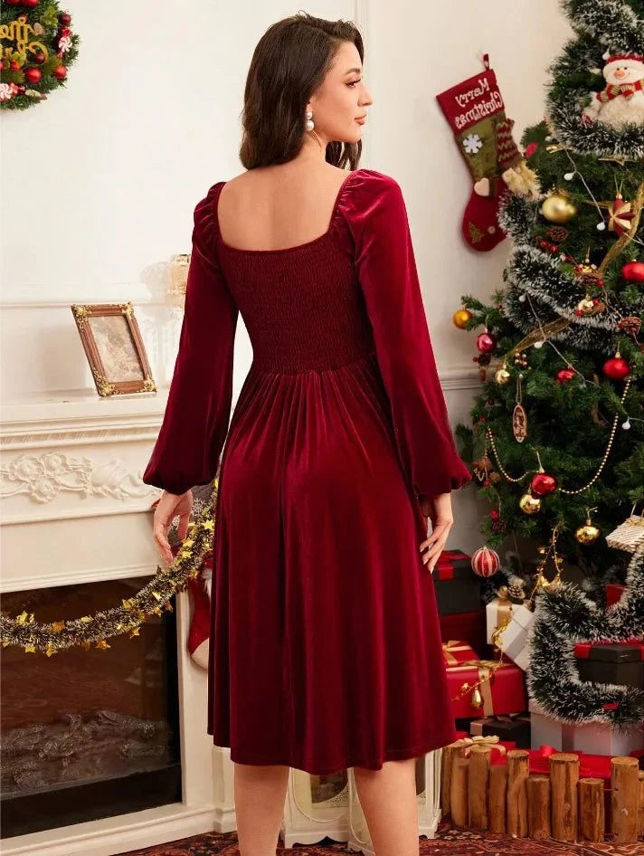 Clara | Women's Faux Fur Trim Sweetheart Red Christmas Dress