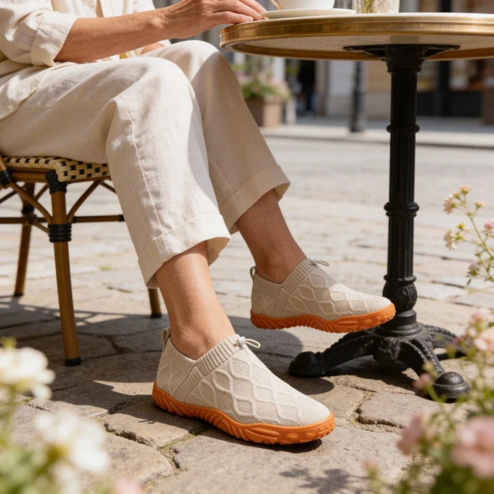 Robyn – Wide Fit Comfort Walking Shoes