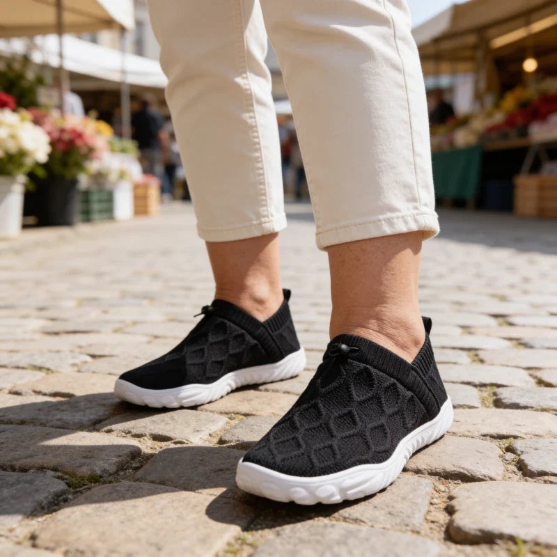 Robyn – Wide Fit Comfort Walking Shoes
