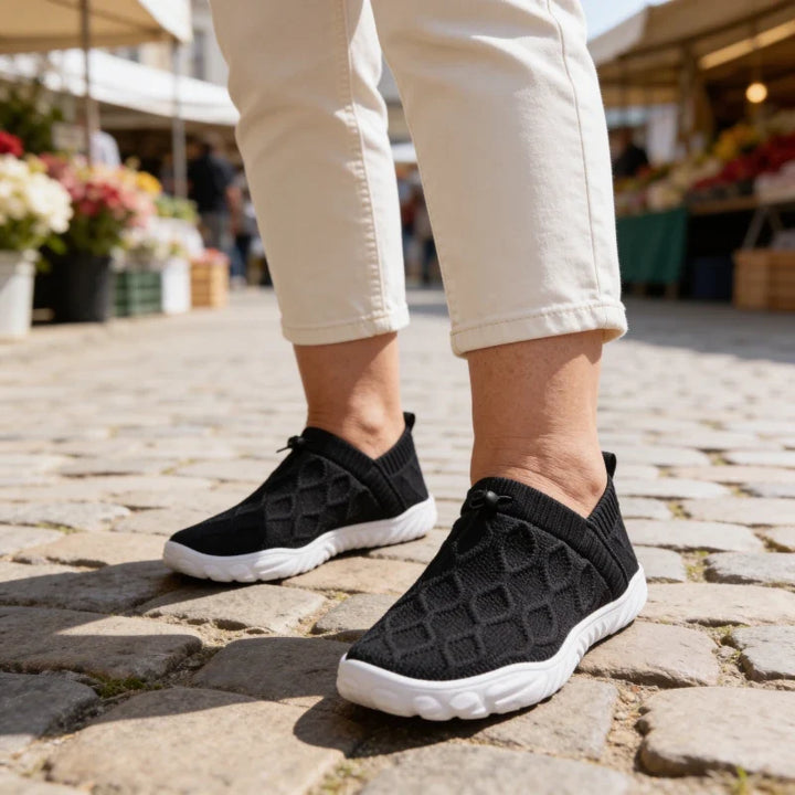 Robyn – Wide Fit Comfort Walking Shoes