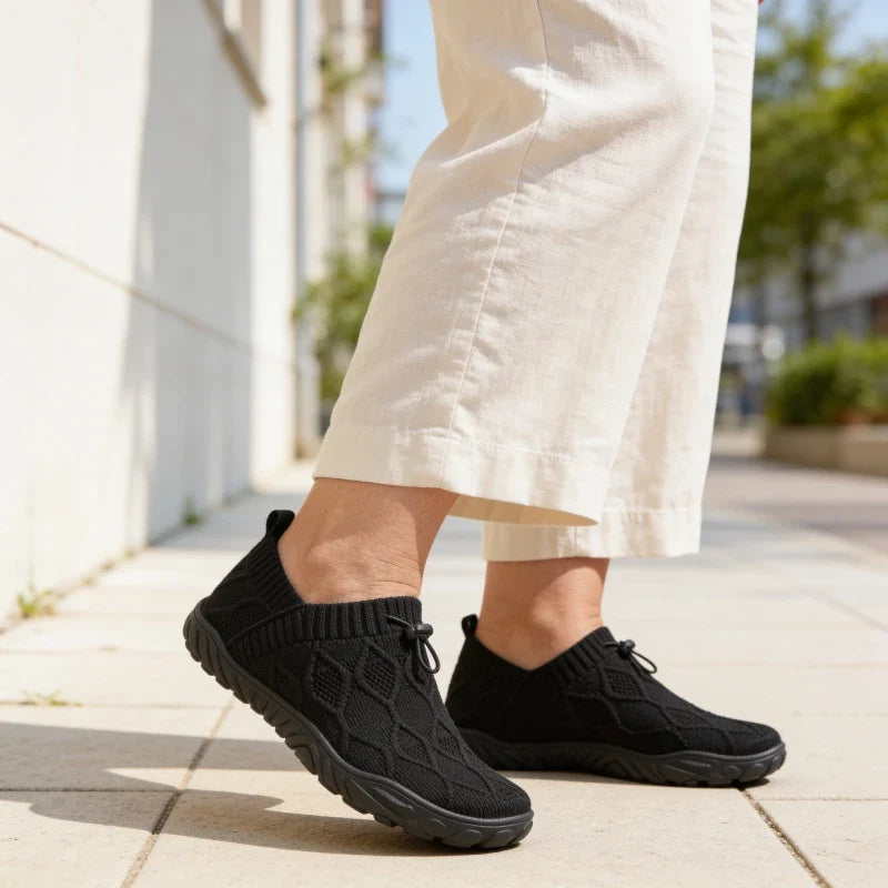 Robyn – Wide Fit Comfort Walking Shoes