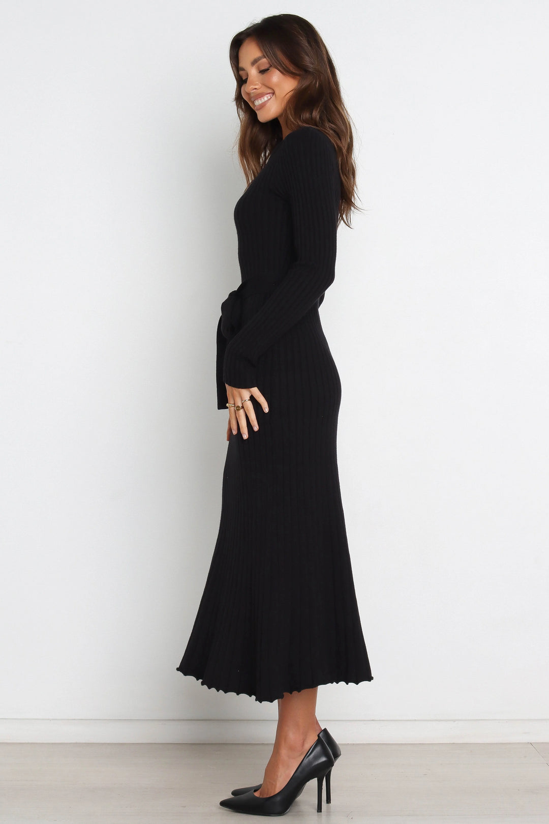 Diana | Women's Black Tie Belt Flared Ribbed Knit Midi Dress