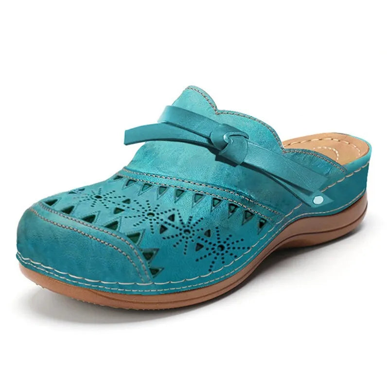 Lya - Comfortable Everyday Clogs