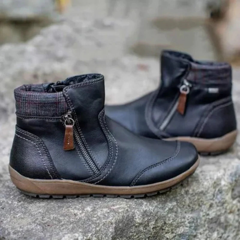 Harriet | Women's Flat Side Zip Ankle Booties