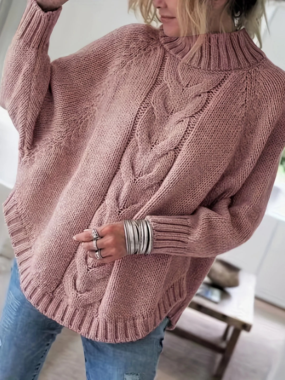 Jyoti | Women's Oversized Cable-Knit Sweater