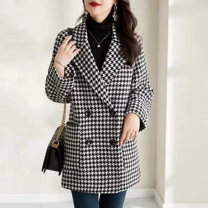 Kristi | Women's Houndstooth Double-Breasted Blazer