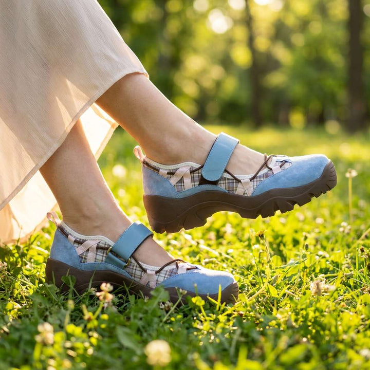 Tara - Comfortable Walking Shoes
