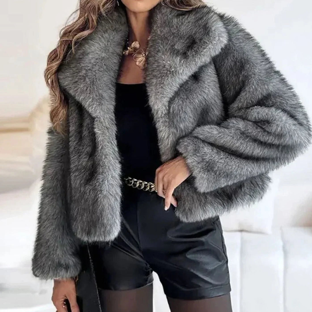 Roxanne | Women's Relaxed-Fit Fuzzy Coat
