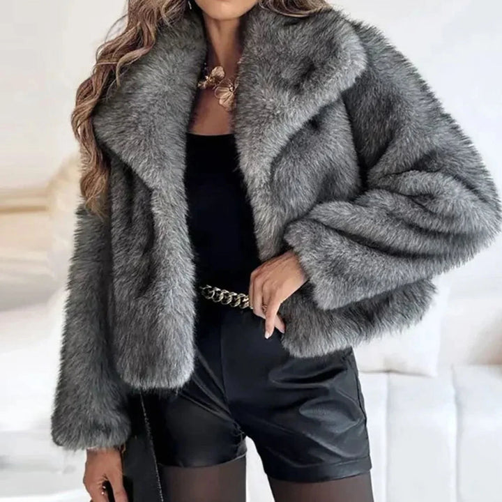 Roxanne | Women's Relaxed-Fit Fuzzy Coat