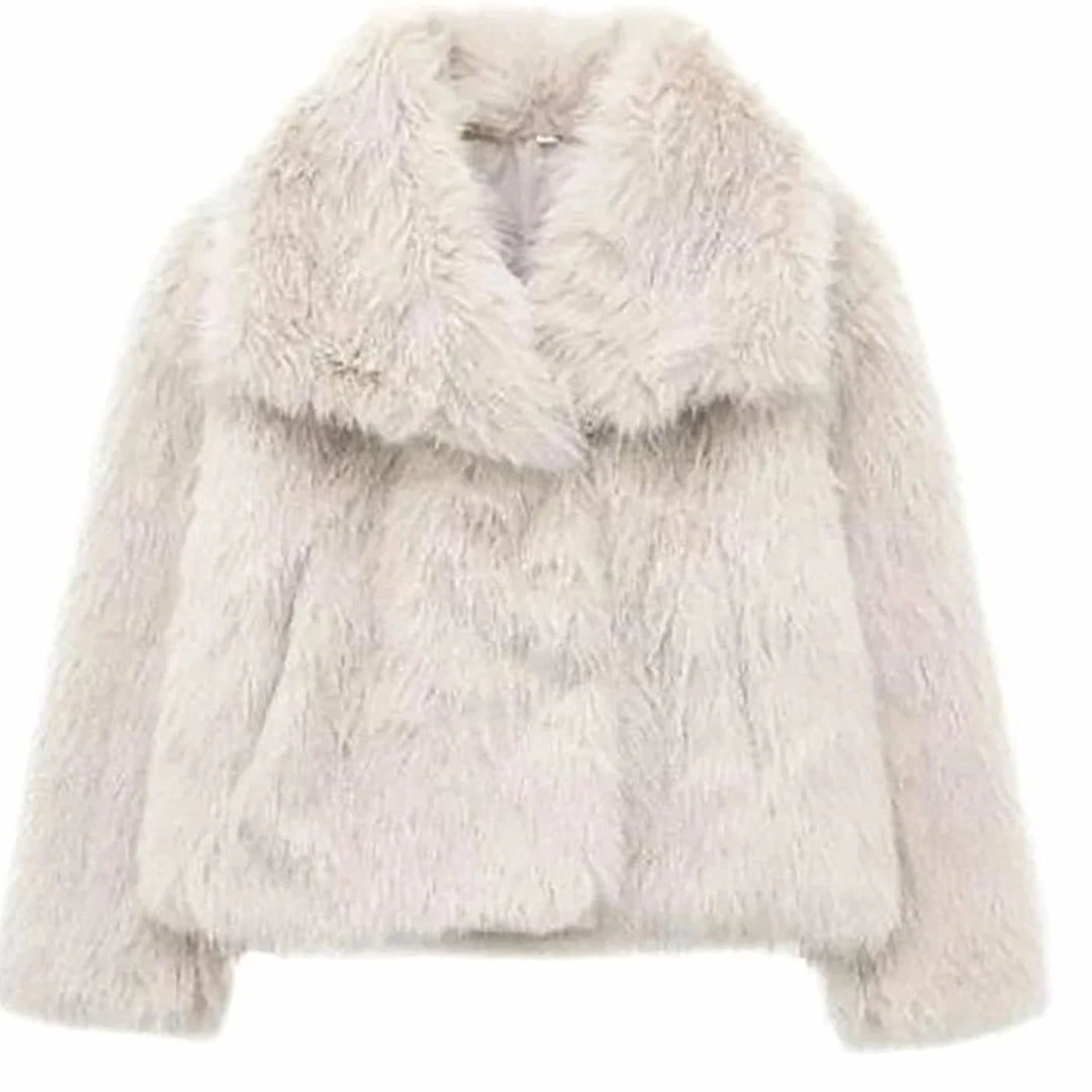 Roxanne | Women's Relaxed-Fit Fuzzy Coat