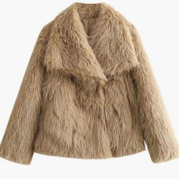 Roxanne | Women's Relaxed-Fit Fuzzy Coat